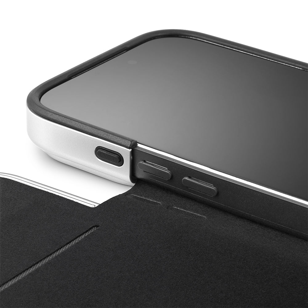 Accessories | Hybrid Shockproof Flip Case for iPhone 18 Pro/17 Pro 81902