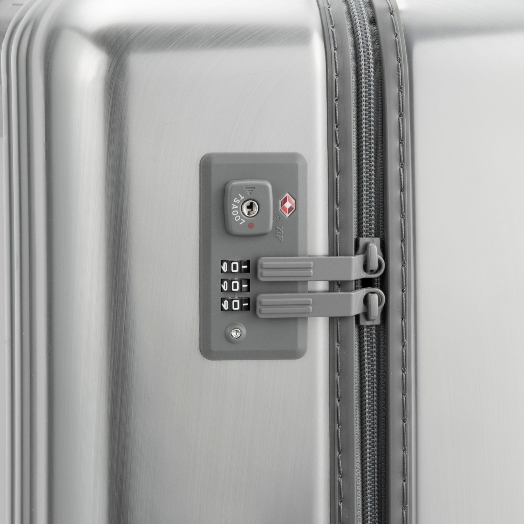 Classic Lightweight 4.0 |  Continental Carry-On 37L 81363 Limited Color Offer