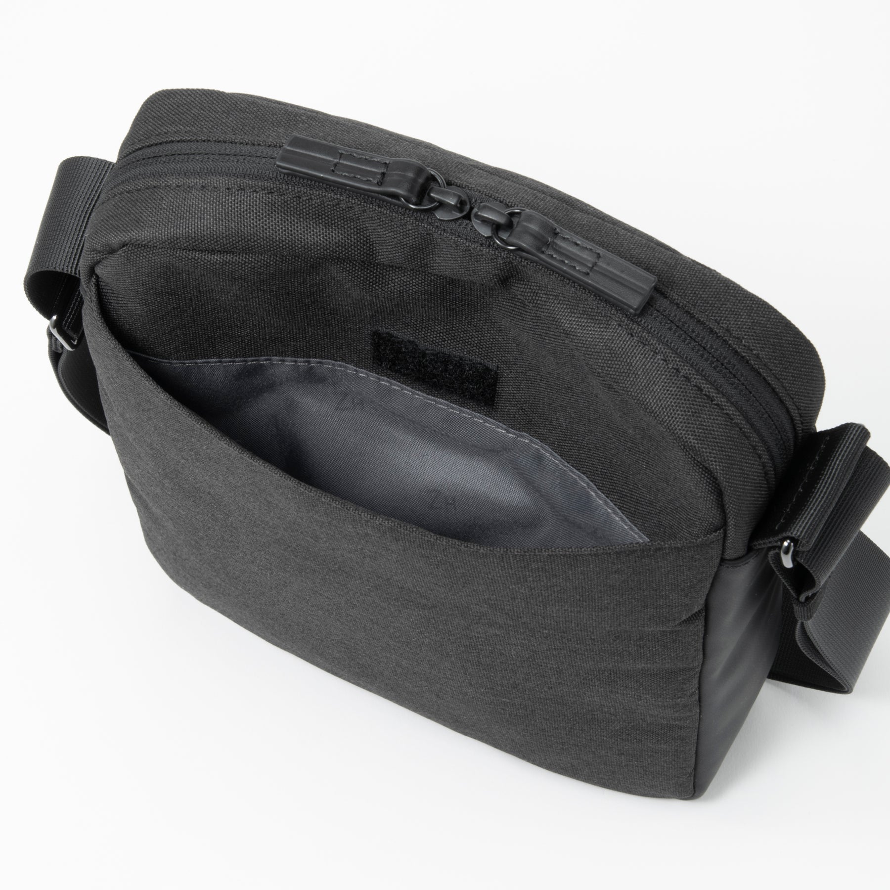 HLC | Small Shoulder Bag  81402