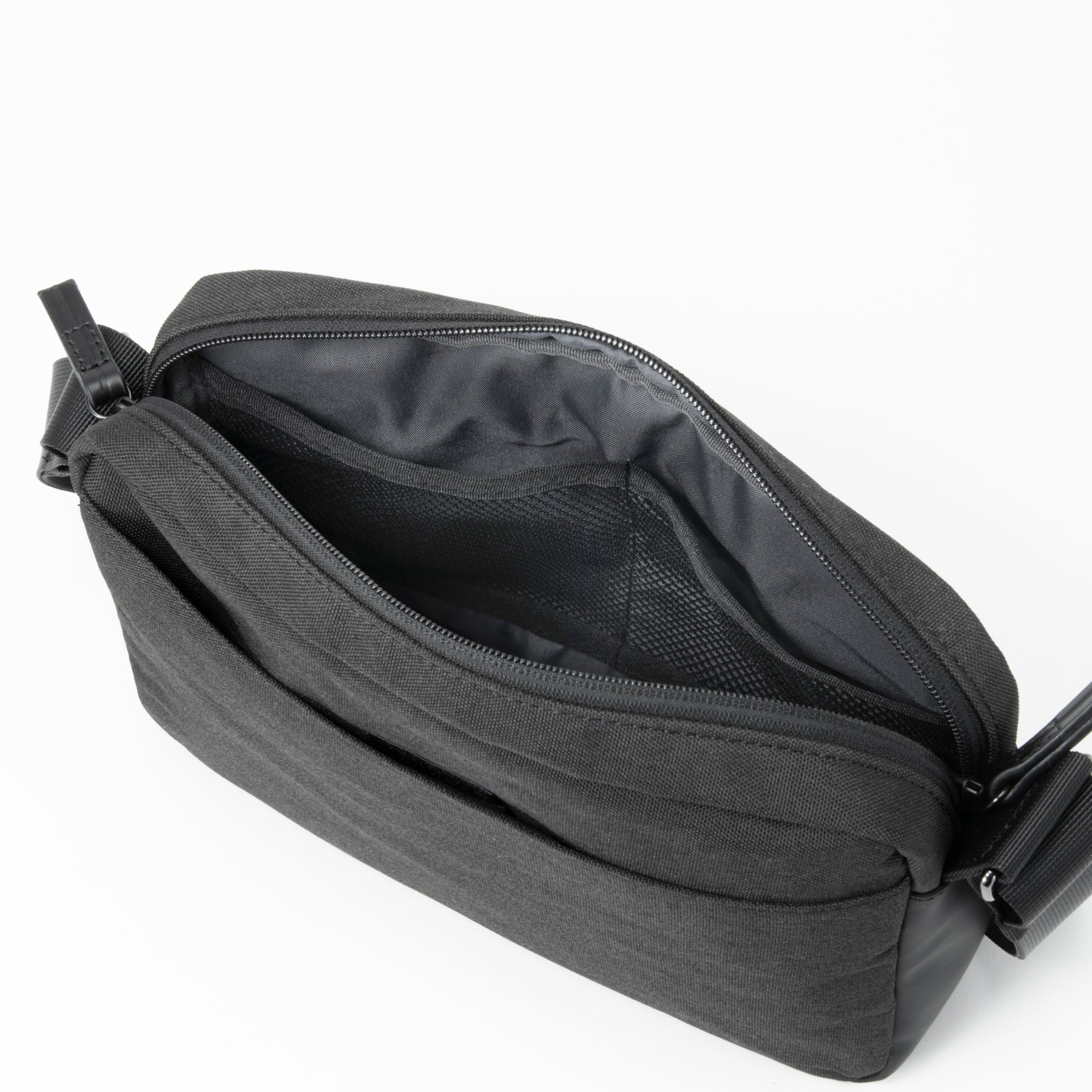 HLC | Horizontal Shoulder Bag  81403