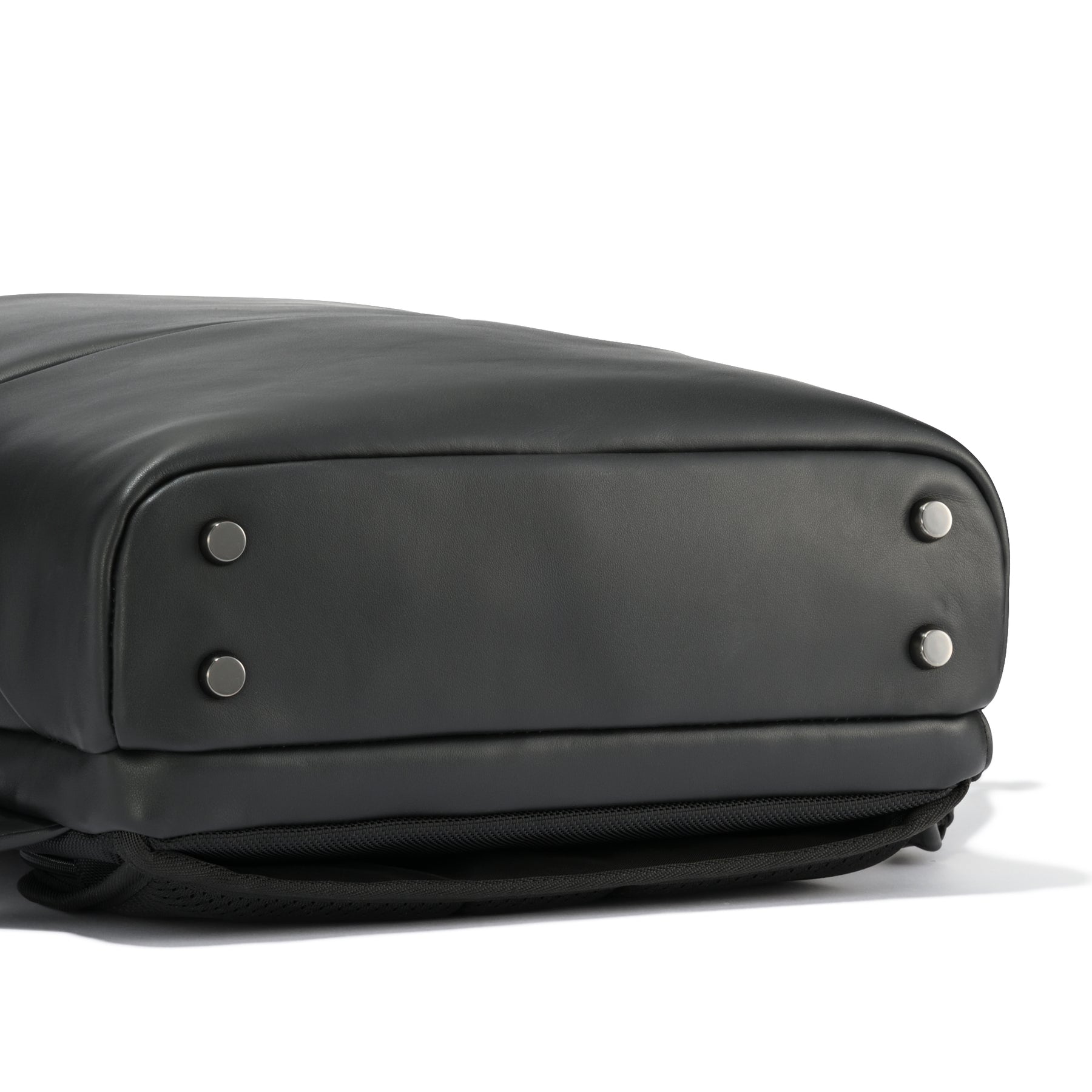 Z PACK | type-L2  Genuine Leather Backpack A4/14" PC 81501