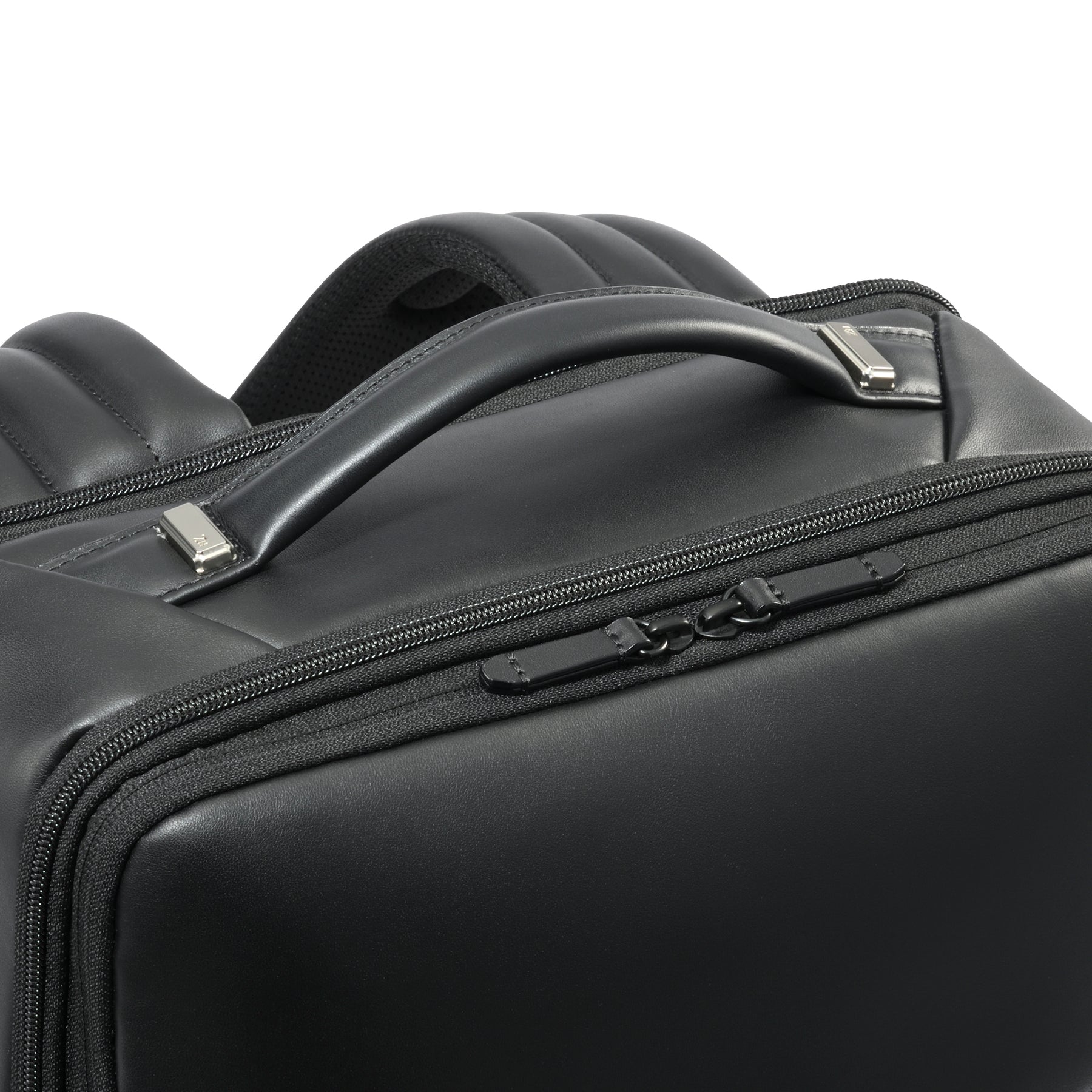 Z PACK | type-L2 Genuine Leather Backpack B4/15.6" PC 81502
