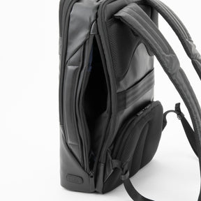 Z PACK d | type-C Laminated Small Backpack A4/14" PC 81681