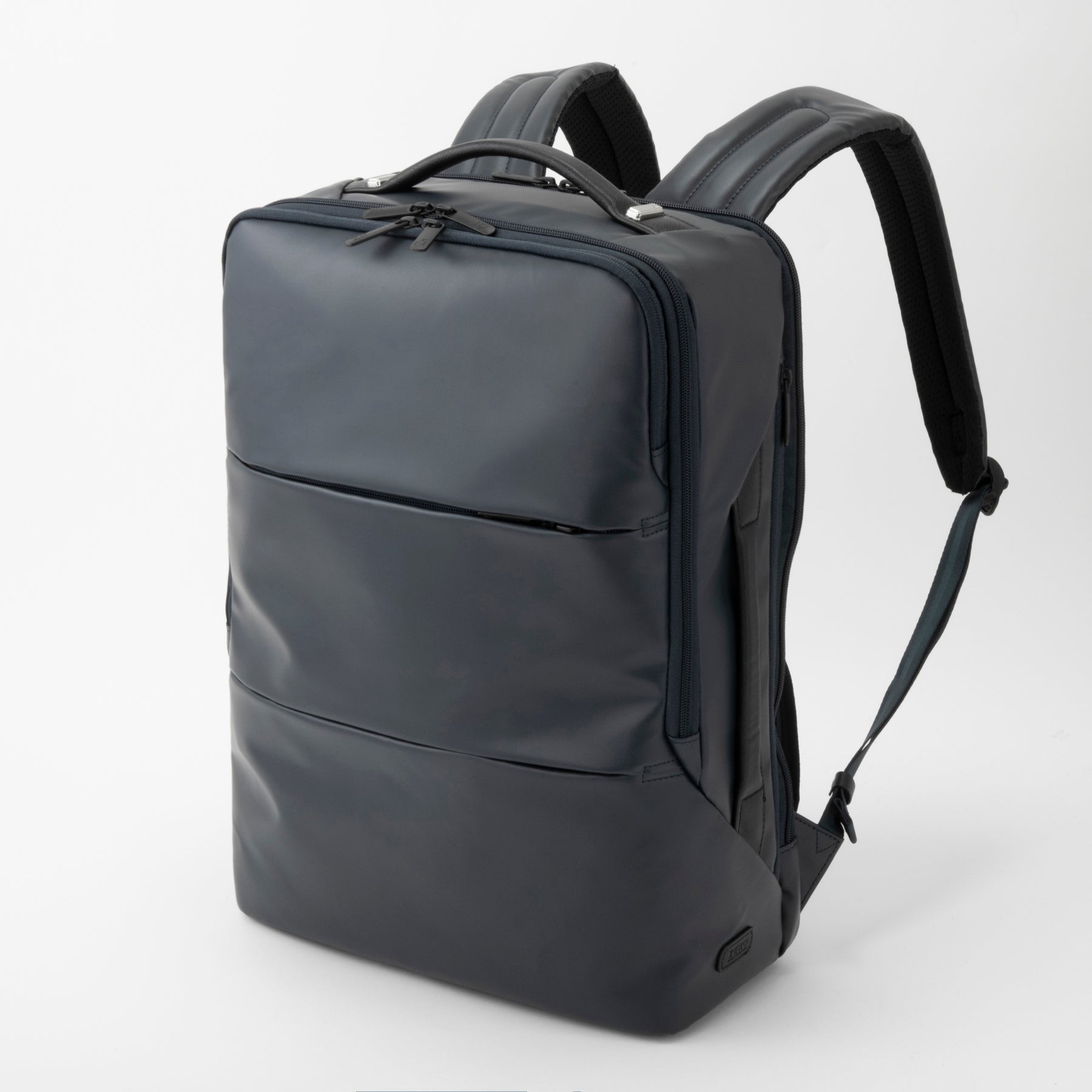 Z PACK d | type-C Laminated Large Backpack B4/15.6" PC 81683