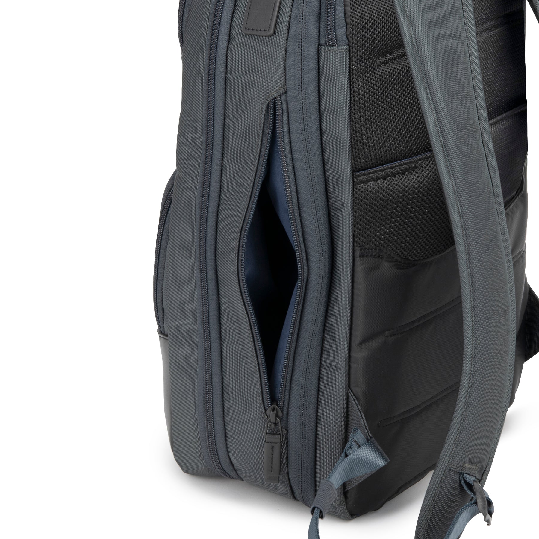 ZEST3 | Expandable Medium Backpack B4/15.6" PC 81731