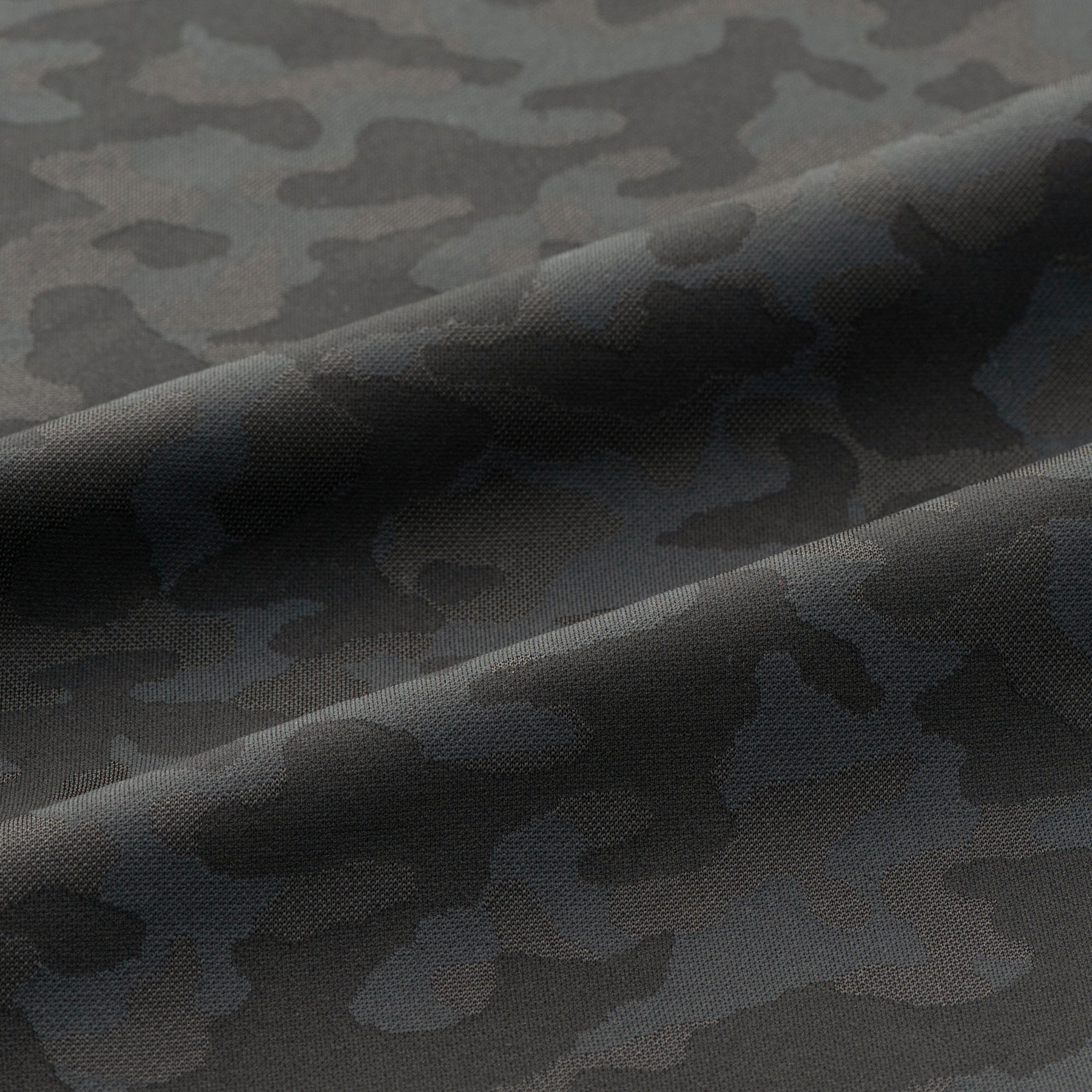 ZHG-A25a | Jacquard Camo Long Sleeve Shirt 82732
