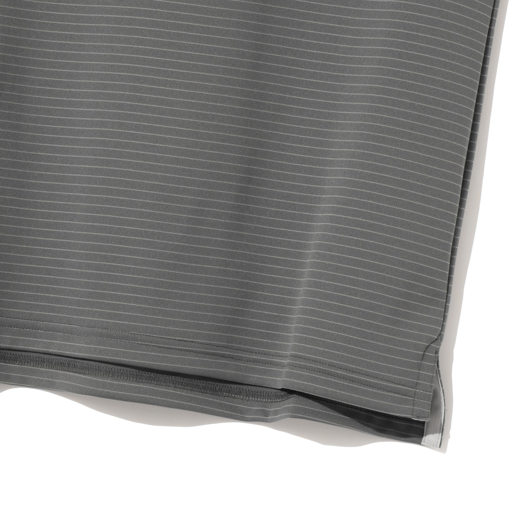 ZHG-W6S5b | Sleeveless Bordered Mockneck  85218