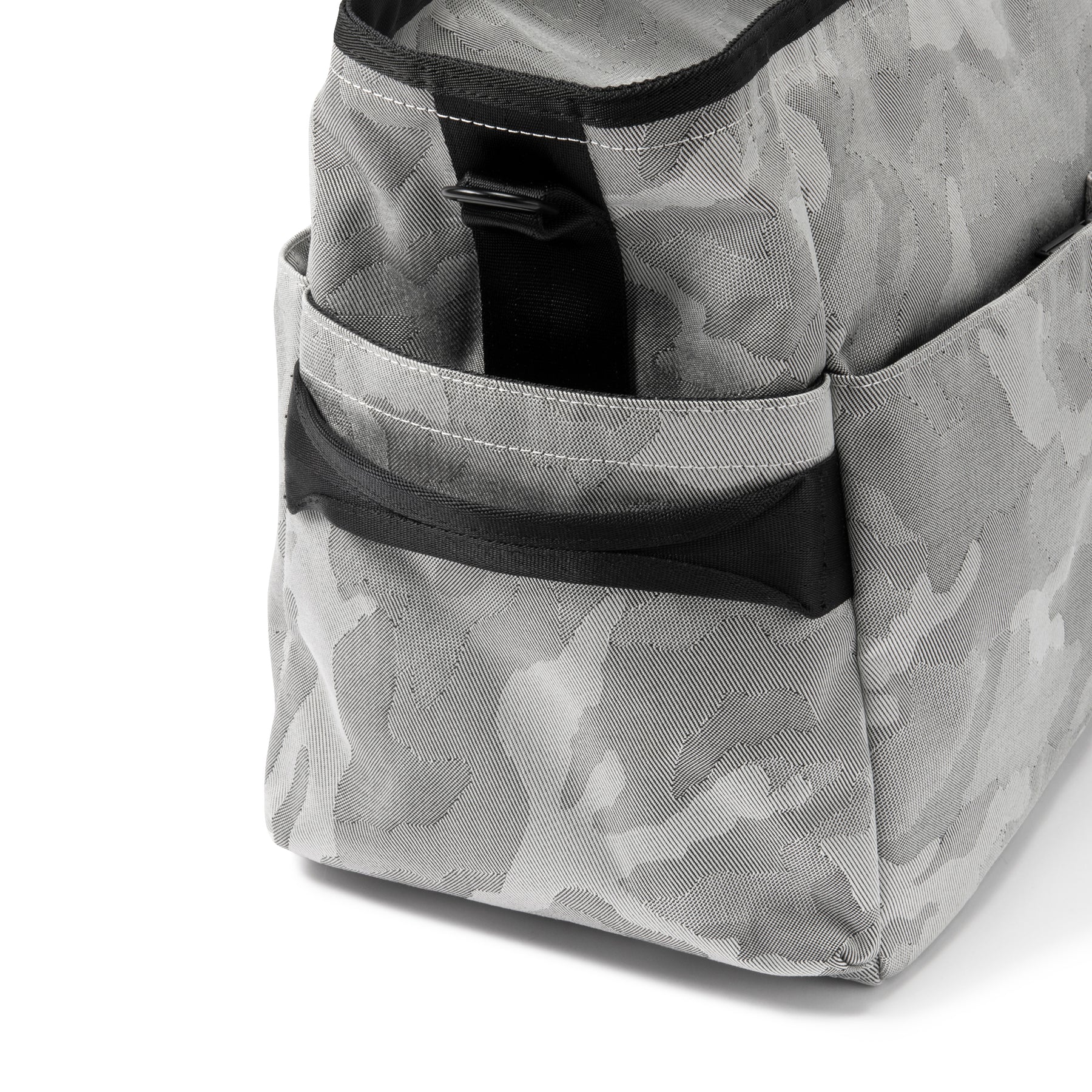 JC Series | Large Locker Tote ZHG-B26 Jacquard Camo | 85253