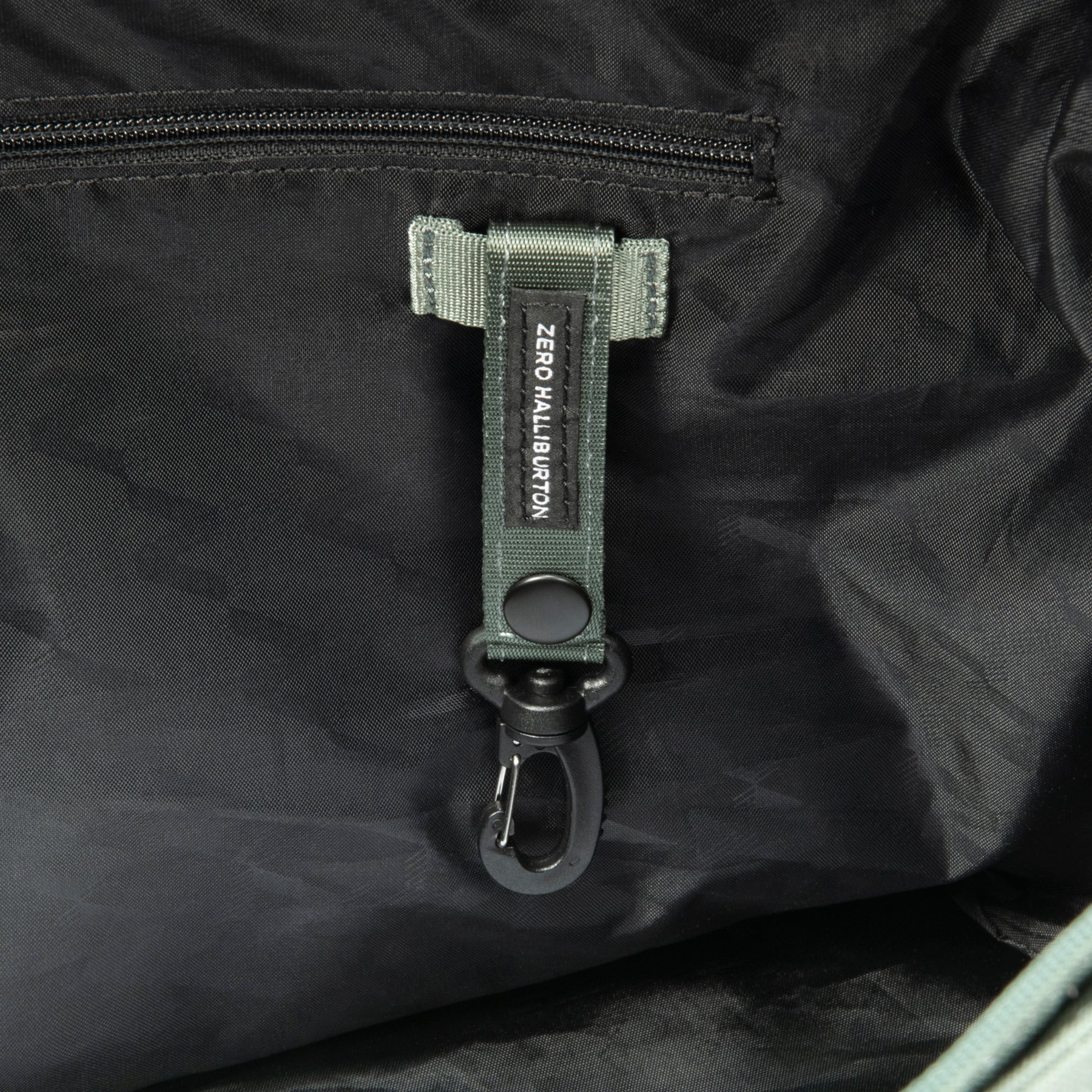 RGF Series | Medium Locker Tote ZHG-B26 RGF | 85282