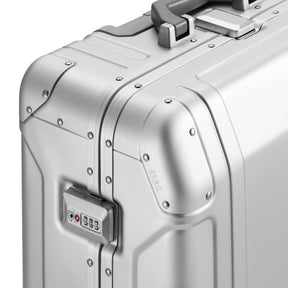 Geo Aluminum 3.0 |   26" Spinner Travel Case 68L | 94309/94310