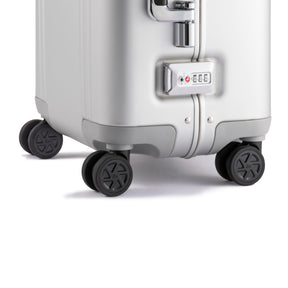 Classic Aluminum 3.0 | Carry-On Travel Case 33L 94402